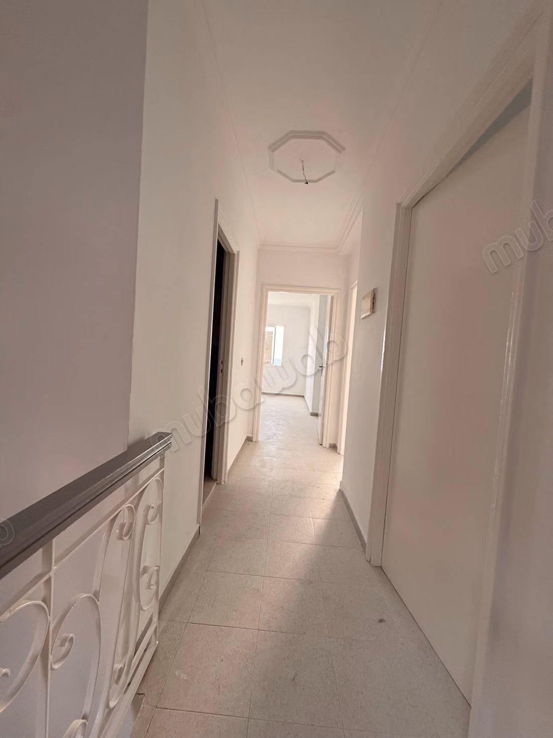 House for sale. Area 173 m². Residence with concierge, large pool
