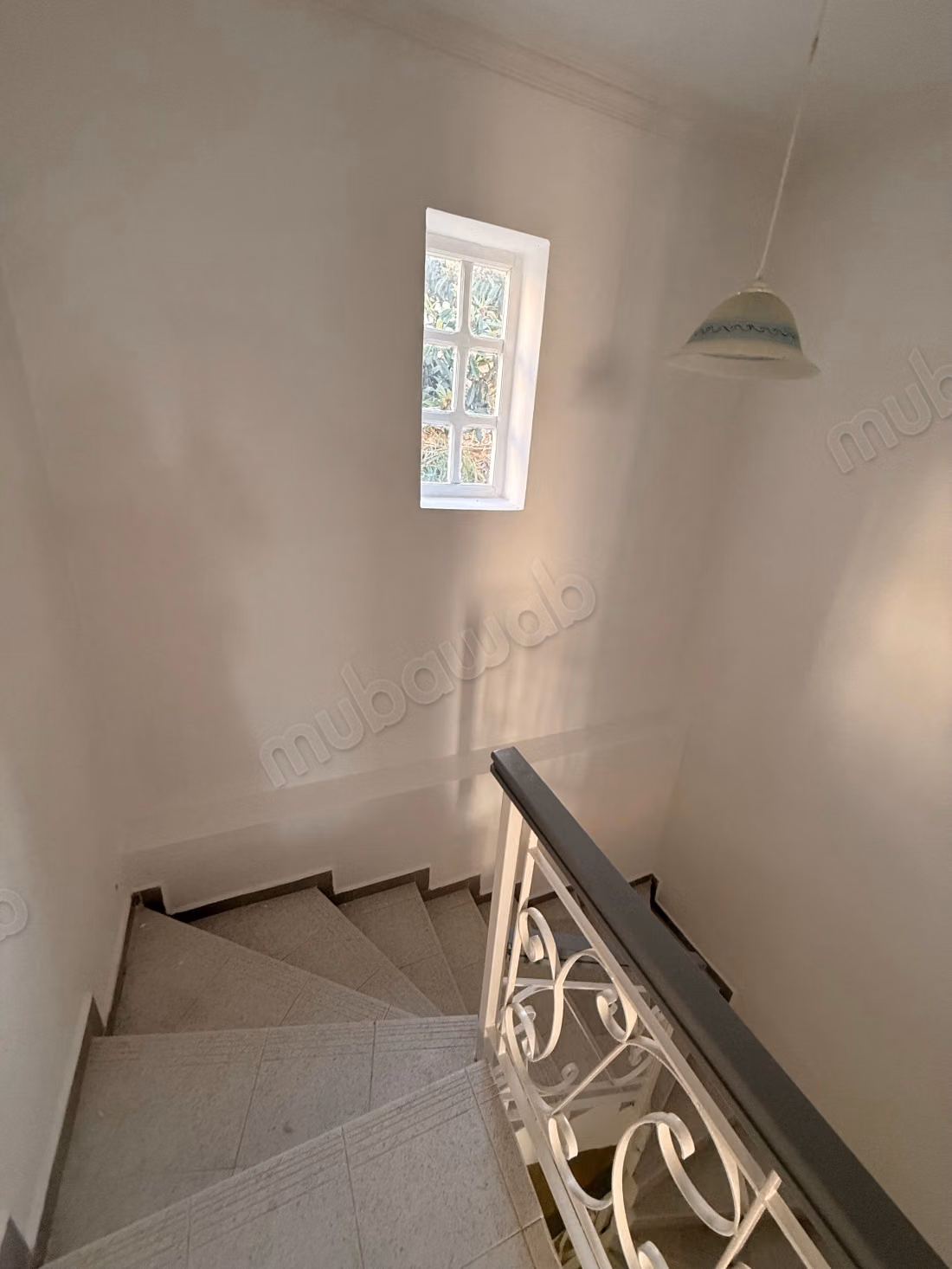 House for sale. Area 173 m². Residence with concierge, large pool