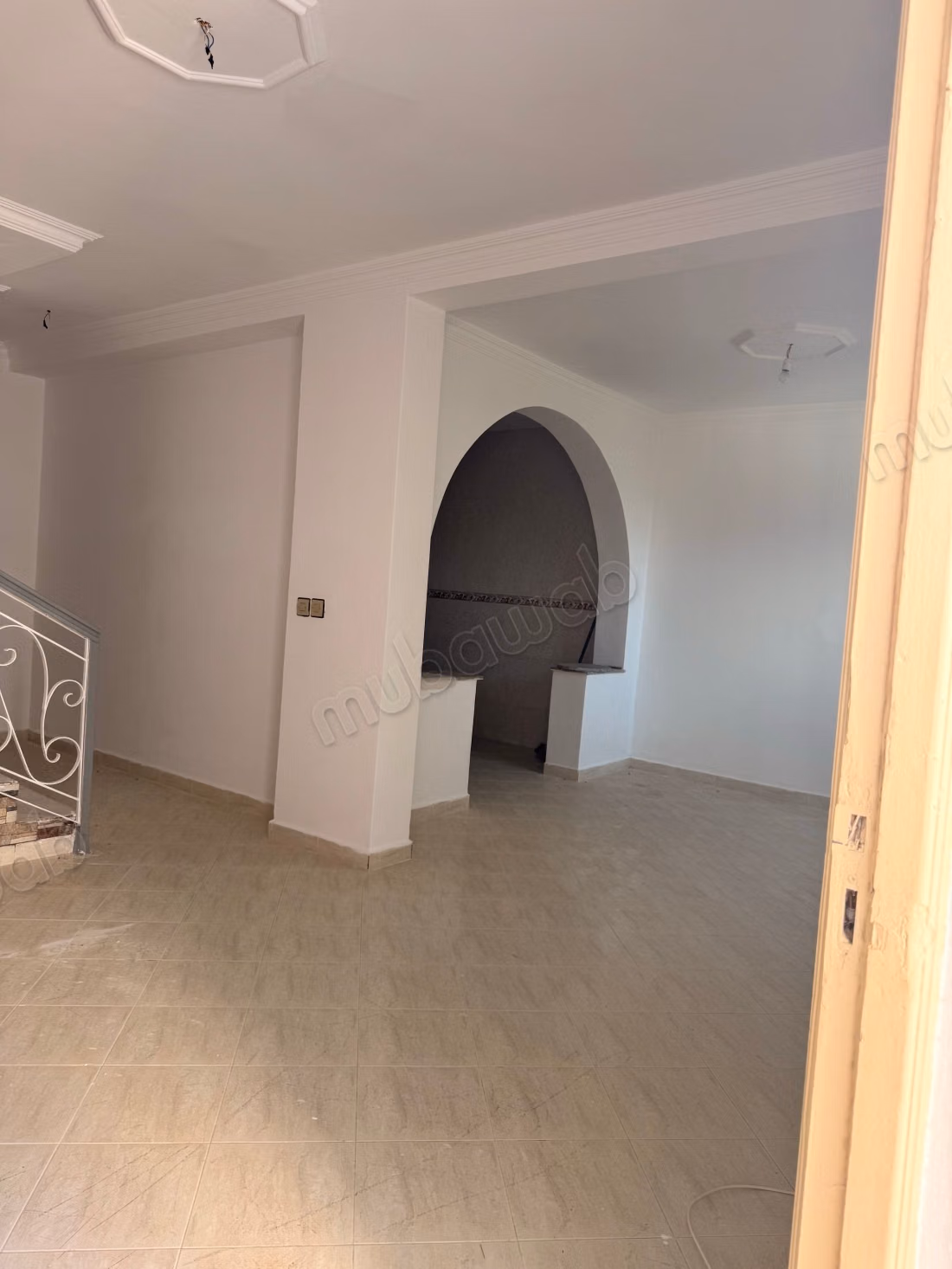 House for sale. Area 173 m². Residence with concierge, large pool