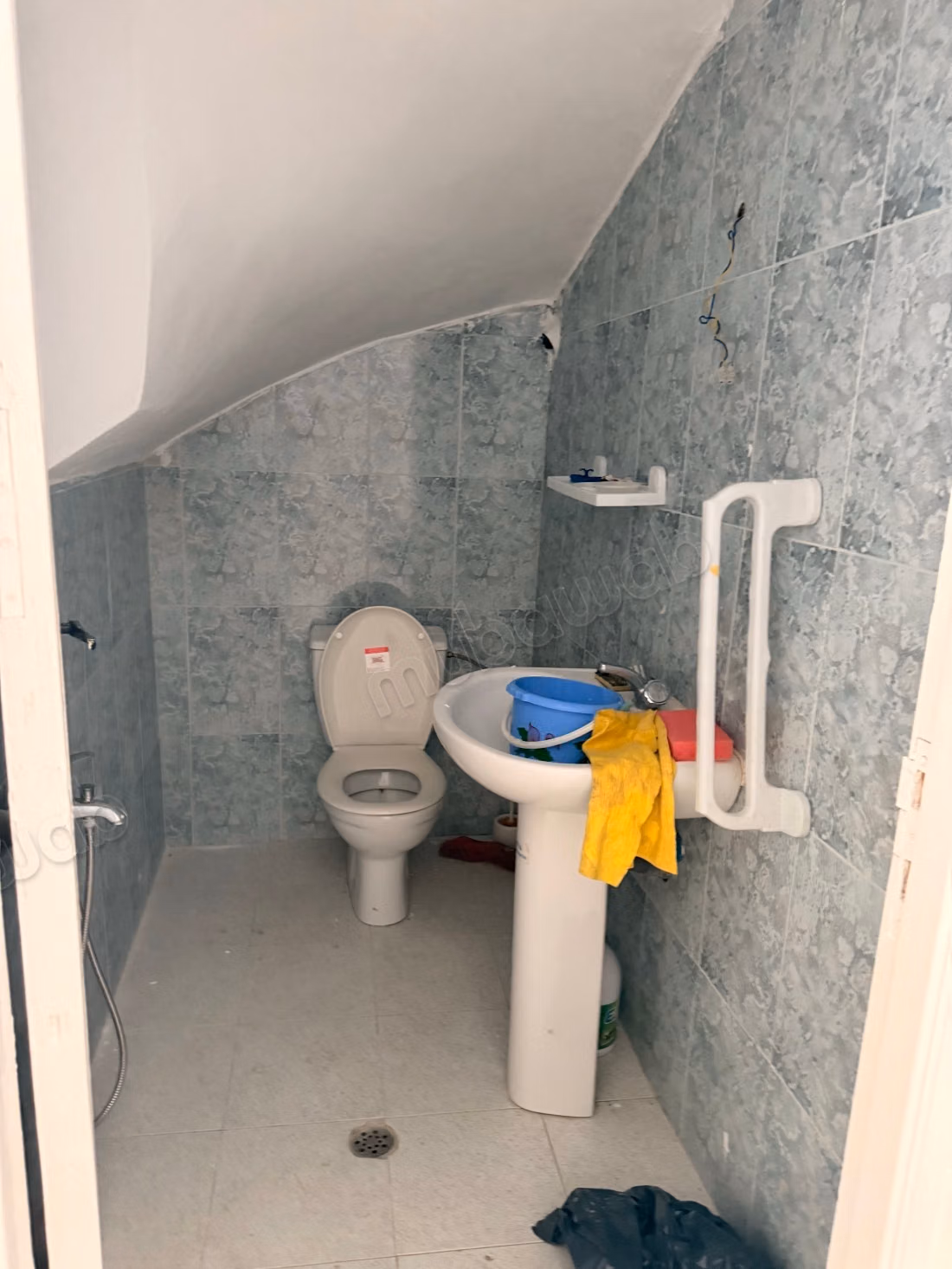 House for sale. Area 173 m². Residence with concierge, large pool