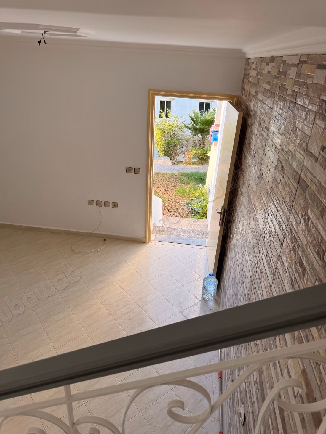 House for sale. Area 173 m². Residence with concierge, large pool