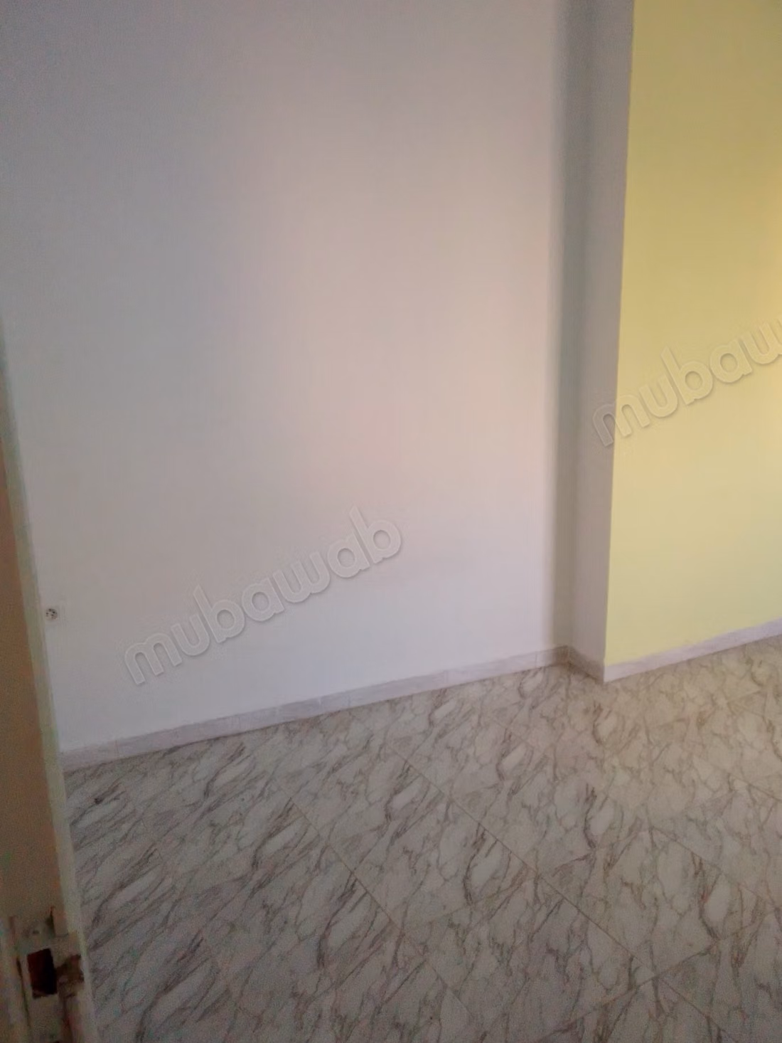 Location d'un appartement à Hammamet Nord. Superficie 200 m². Vues imprenables sur la mer, double vitrage