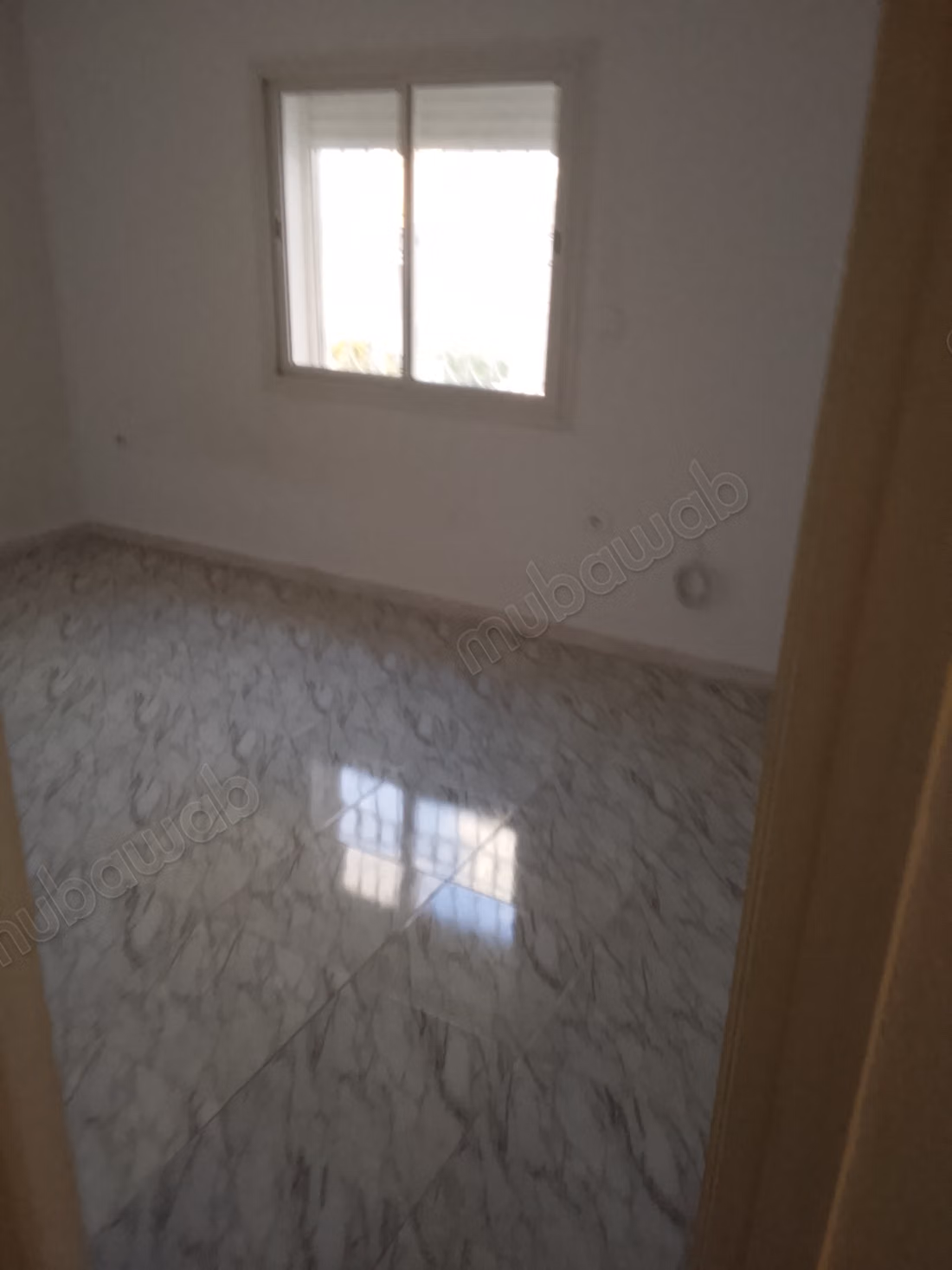 Location d'un appartement à Hammamet Nord. Superficie 200 m². Vues imprenables sur la mer, double vitrage