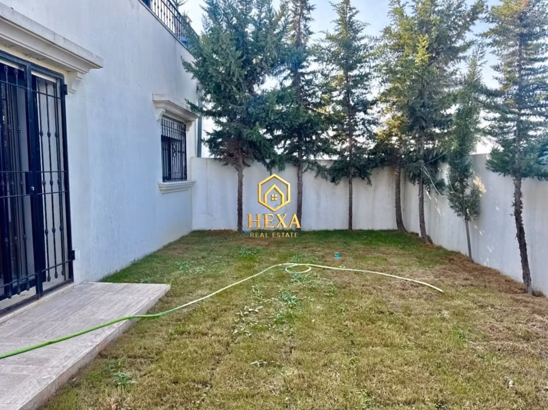 Rez de chaussée S4 avec piscine à La Soukra
