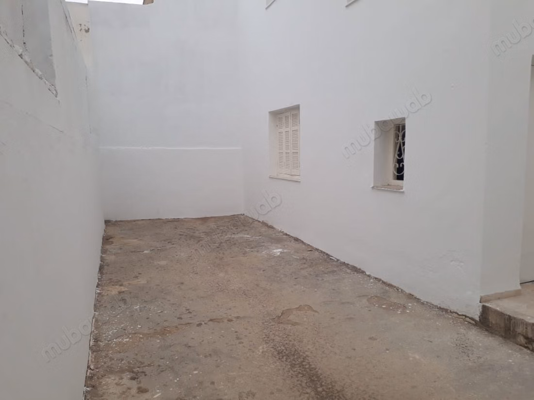 À vendre – superbe duplex s4 à ibn sina, tunis