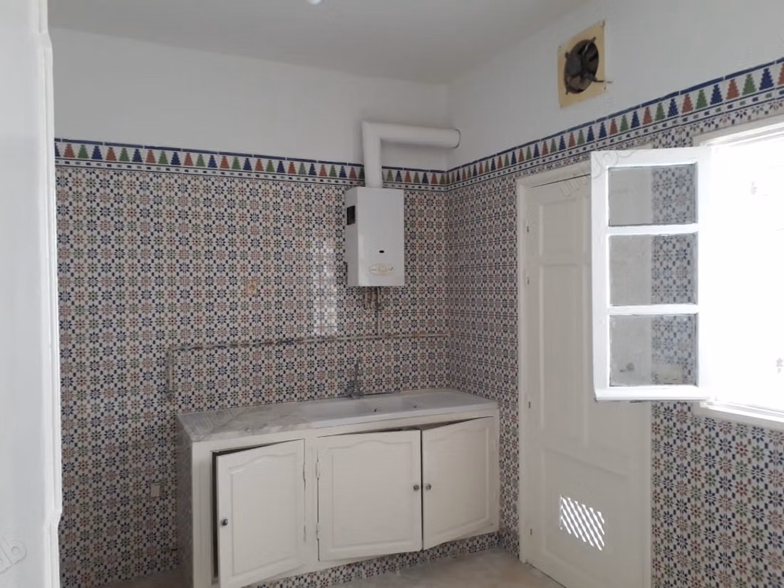 À vendre – superbe duplex s4 à ibn sina, tunis