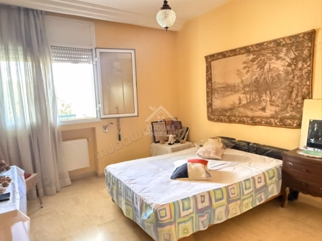 A vendre un appartement à Gammarth
