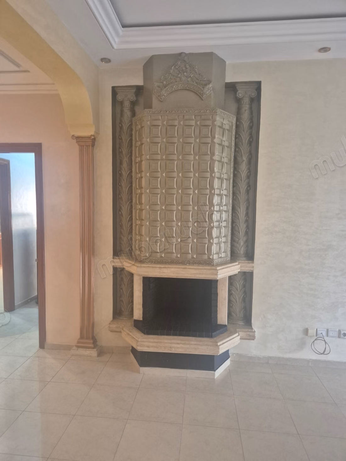 Appartement te huur in Agdal. 4 grote kamers. Conciërgeservice en airconditioning.