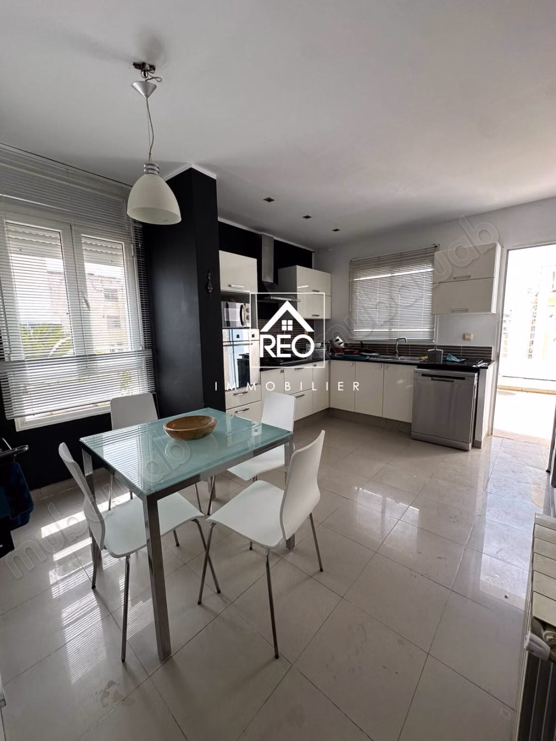 À LOUER – Superbe Duplex S3 Meublé à Cité Wahat