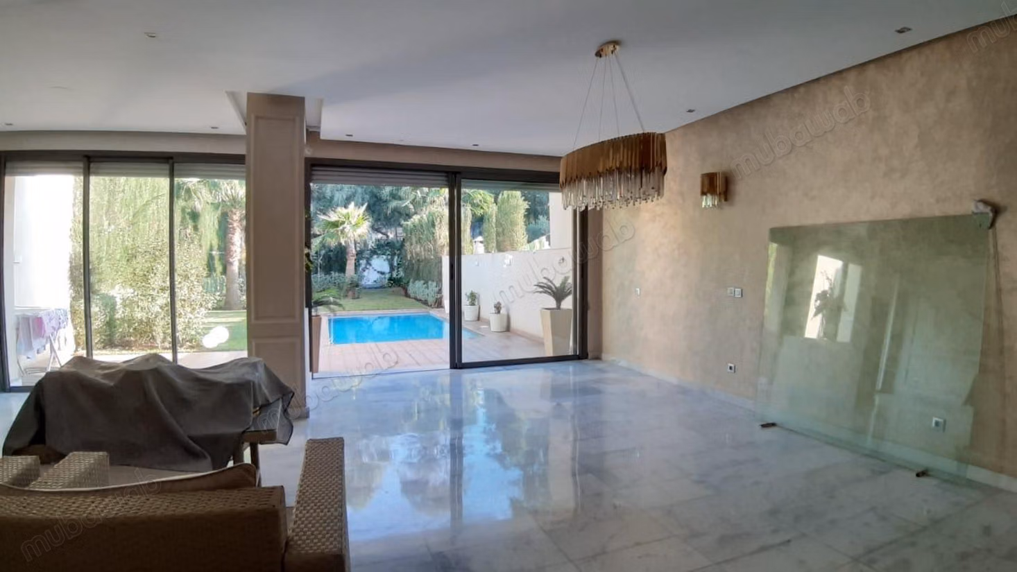 La ville verte villa à louer avec piscine 356m²