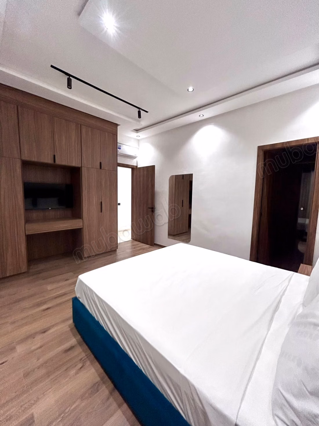 Fabulous villa for sale in Route de l'Ourika. Small area 380 m². Furnished
