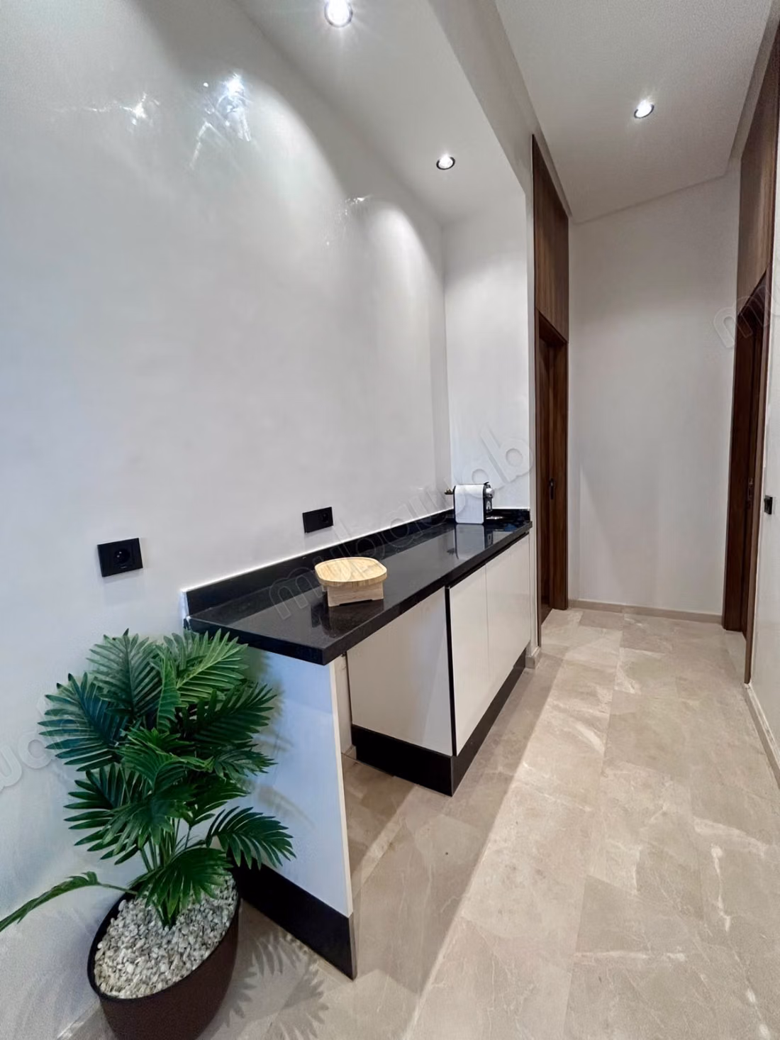 Fabulous villa for sale in Route de l'Ourika. Small area 380 m². Furnished