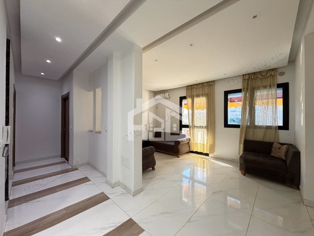 In vendita edificio di 460 m² a Bardo