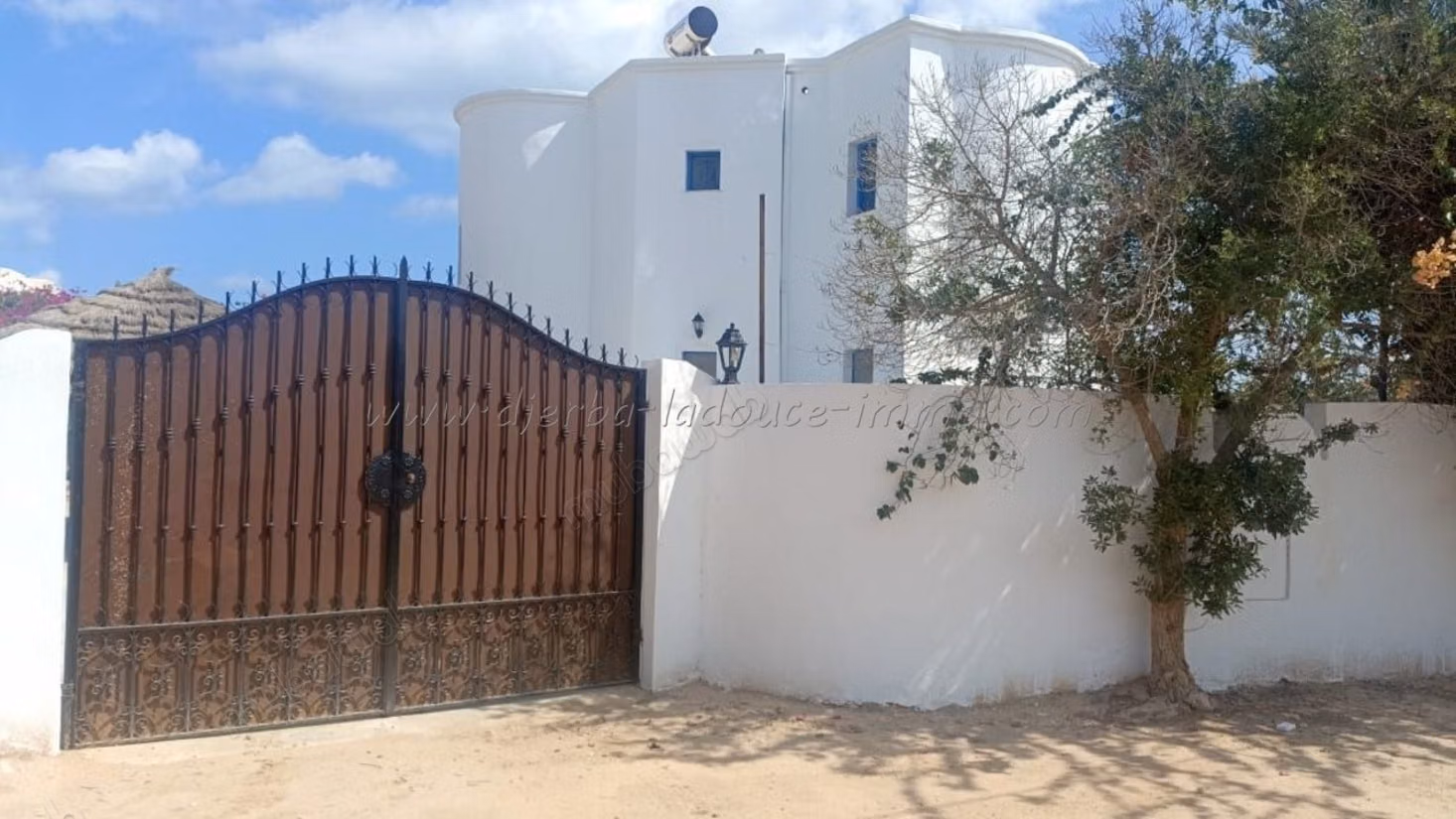 Affitto annuale bella casa S3 a Tezdaine