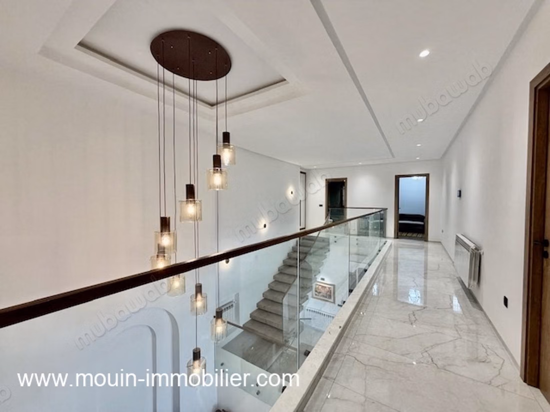 Villa Gold