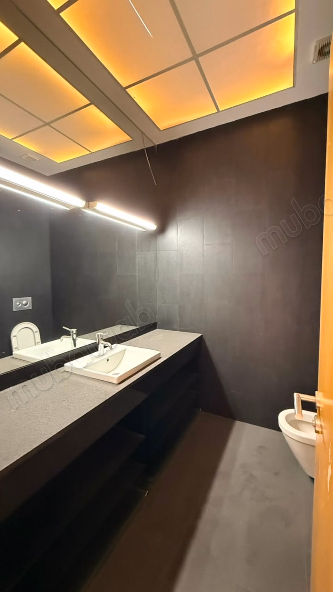 Apartamento amueblado de 210m² en La MARINA