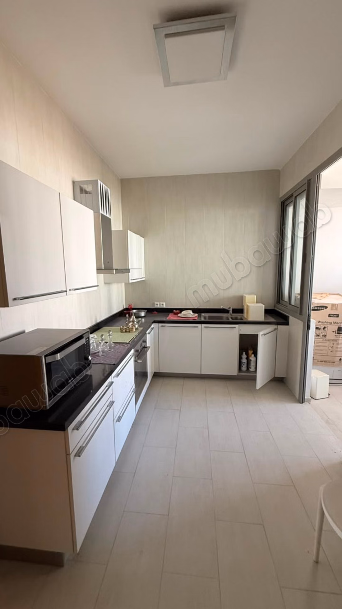 Apartamento amueblado de 210m² en La MARINA