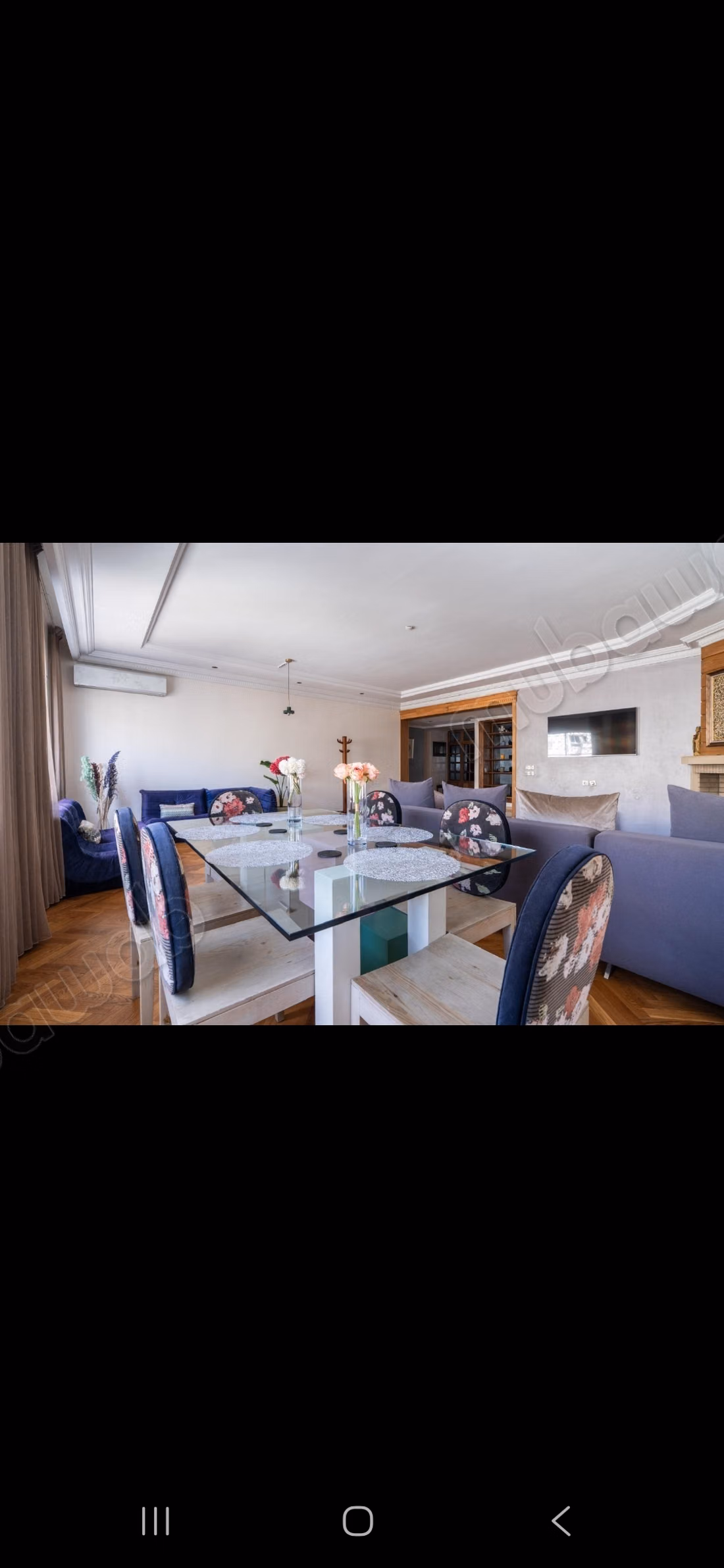 Venta de un bonito apartamento en Racine. 3 habitaciones agradables. Con ascensor y terraza