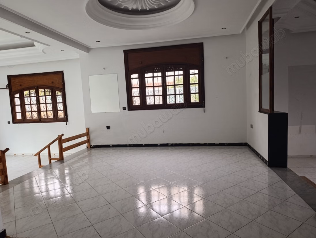 House for sale - Hay Riad
