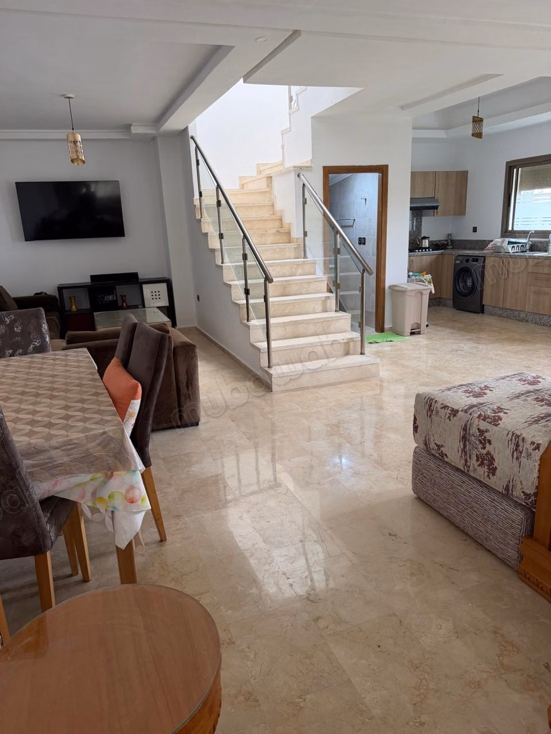 Villa de luxe à vendre à Sidi Rahal Chatai. 7 grandes pièces. Meublé
