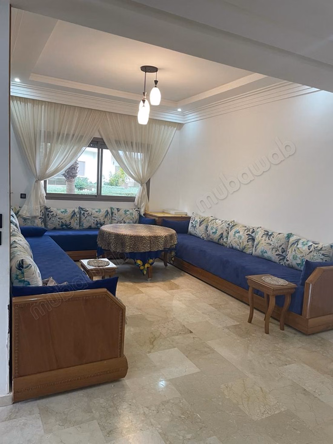 Villa de luxe à vendre à Sidi Rahal Chatai. 7 grandes pièces. Meublé