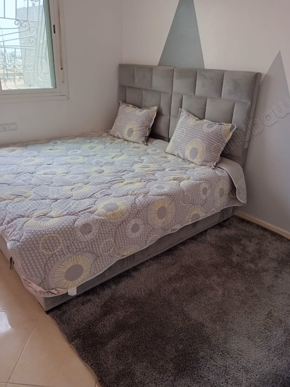 Very nice apartment for rent in the city center. 5 comfortable rooms. Furnished