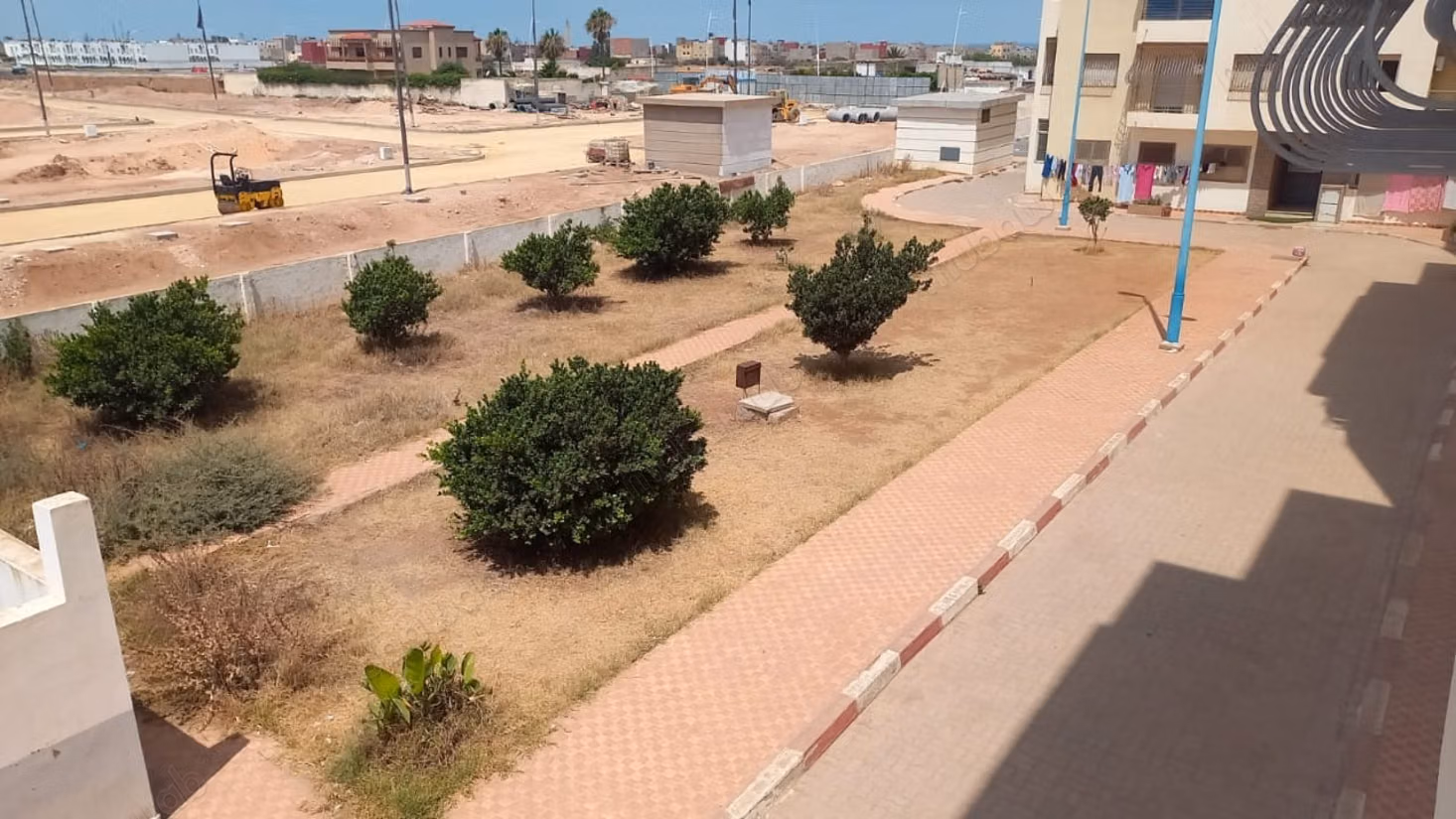 Very nice apartment for rent in the city center. 5 comfortable rooms. Furnished