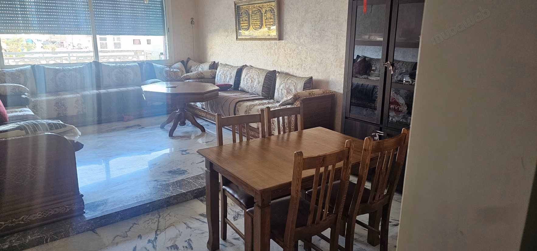 Vend appartement à Bouskoura. 3 belles chambres. Salon Marocain et antenne parabolique