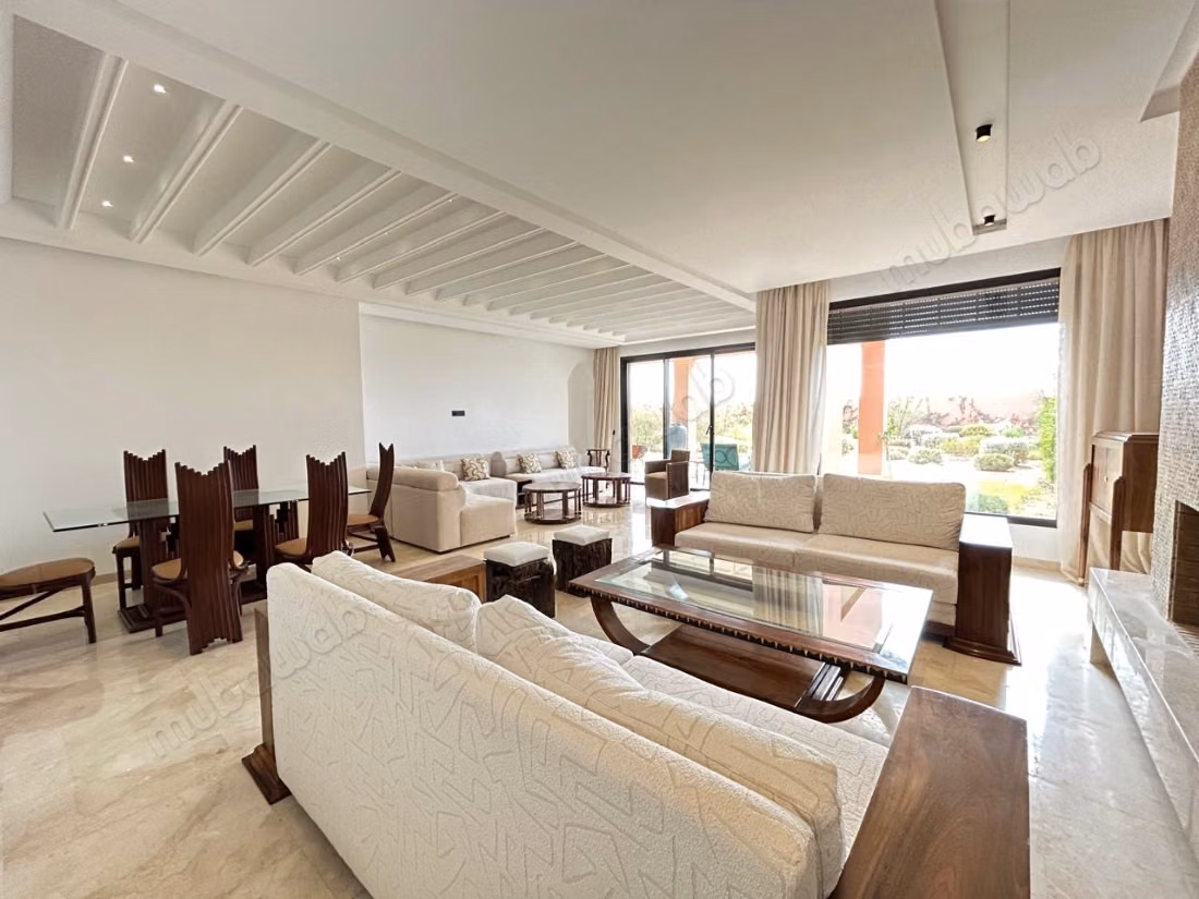 Sublime villa con 3 camere in affitto a Bab Atlas