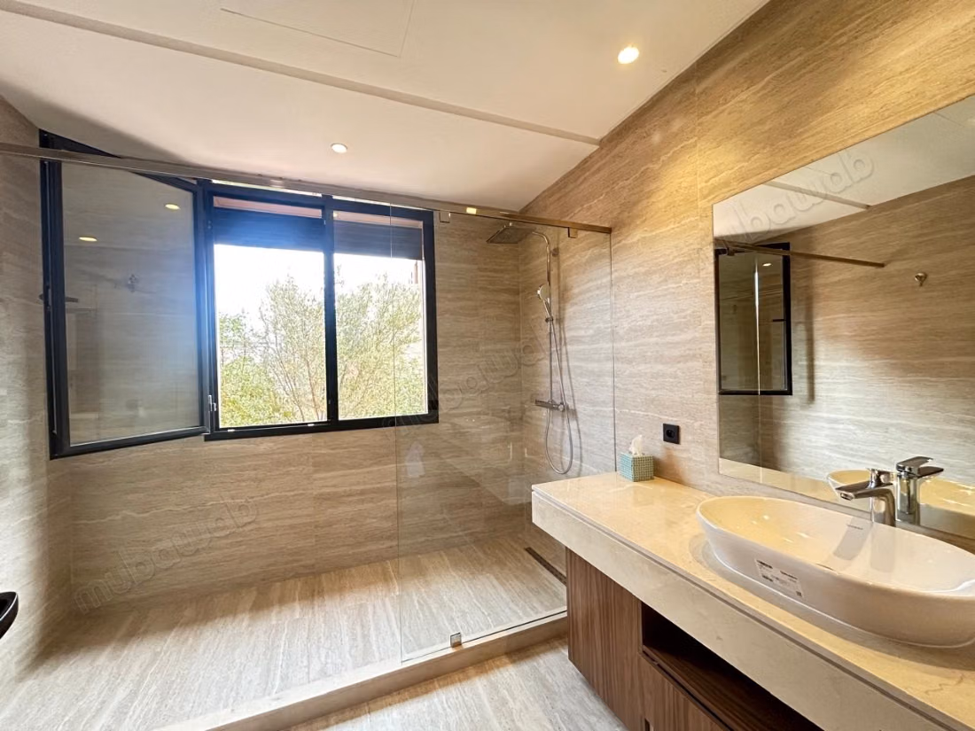 Sublime villa con 3 camere in affitto a Bab Atlas