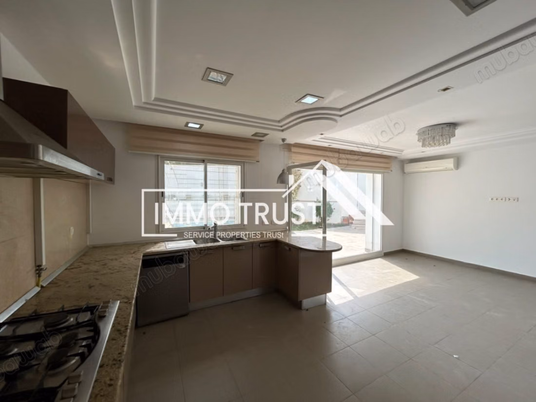  Villa S4 avec piscine à Gammarth Supérieur