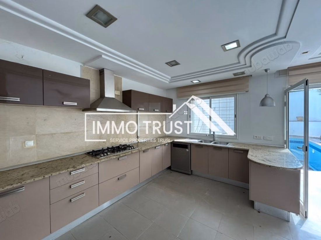  Villa S4 avec piscine à Gammarth Supérieur