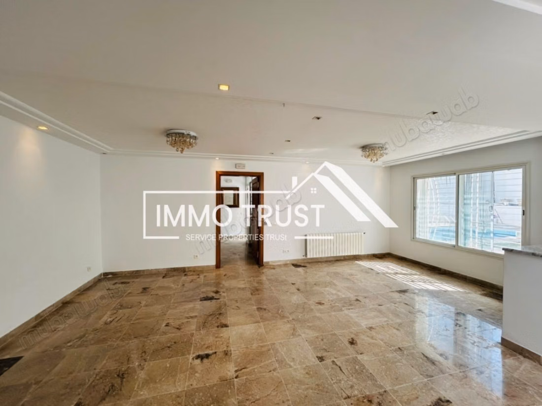  Villa S4 avec piscine à Gammarth Supérieur