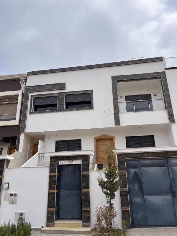 Niveau Villa en Duplex Boustane