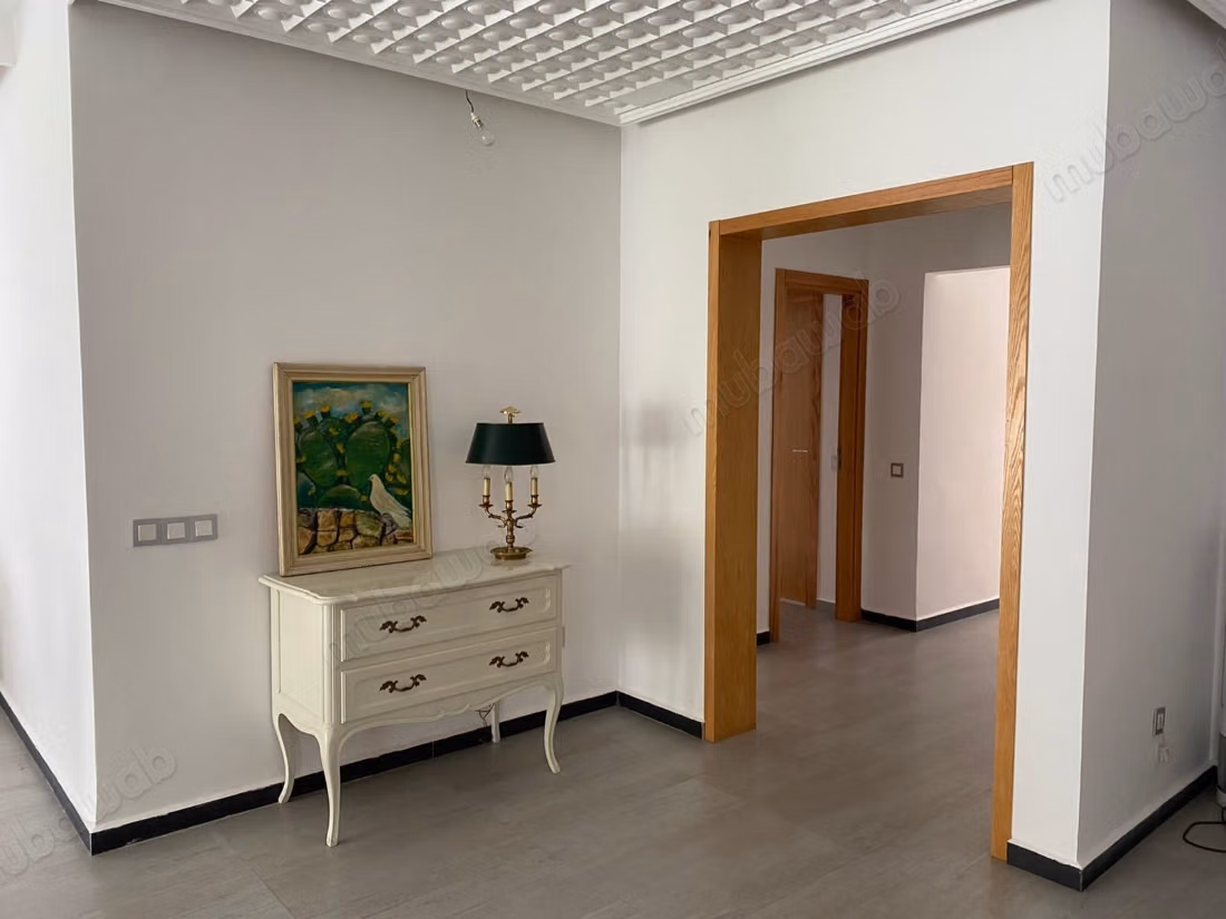 Jolie villa en venta en Sid El Abed