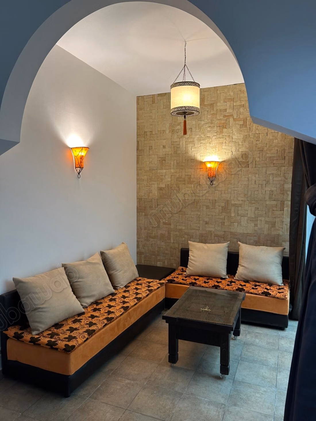 Title Deed House for Sale in Diabat - 7 Bedrooms