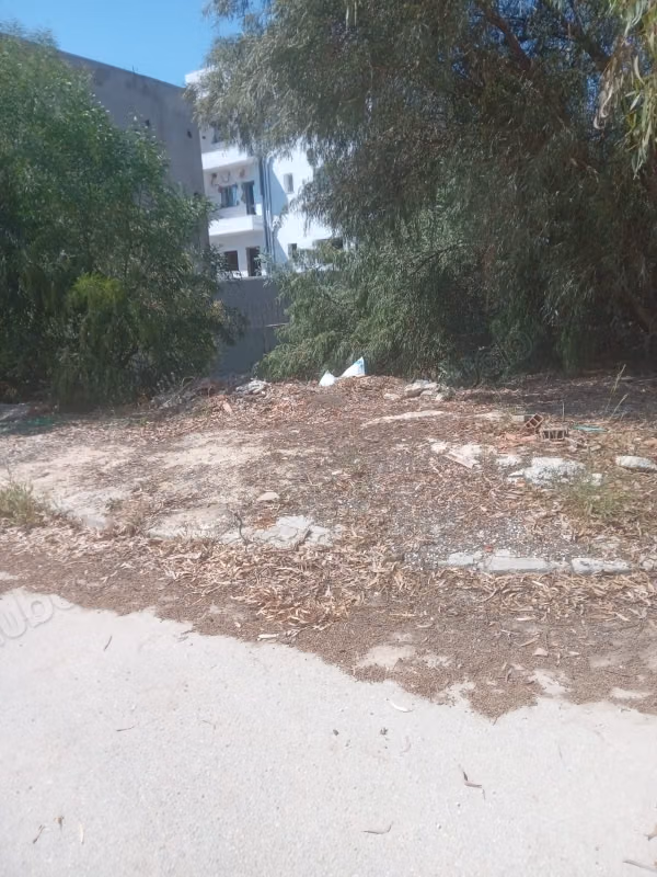 Terrain en vente à Raoued Plage. 
Superficie 317 m²