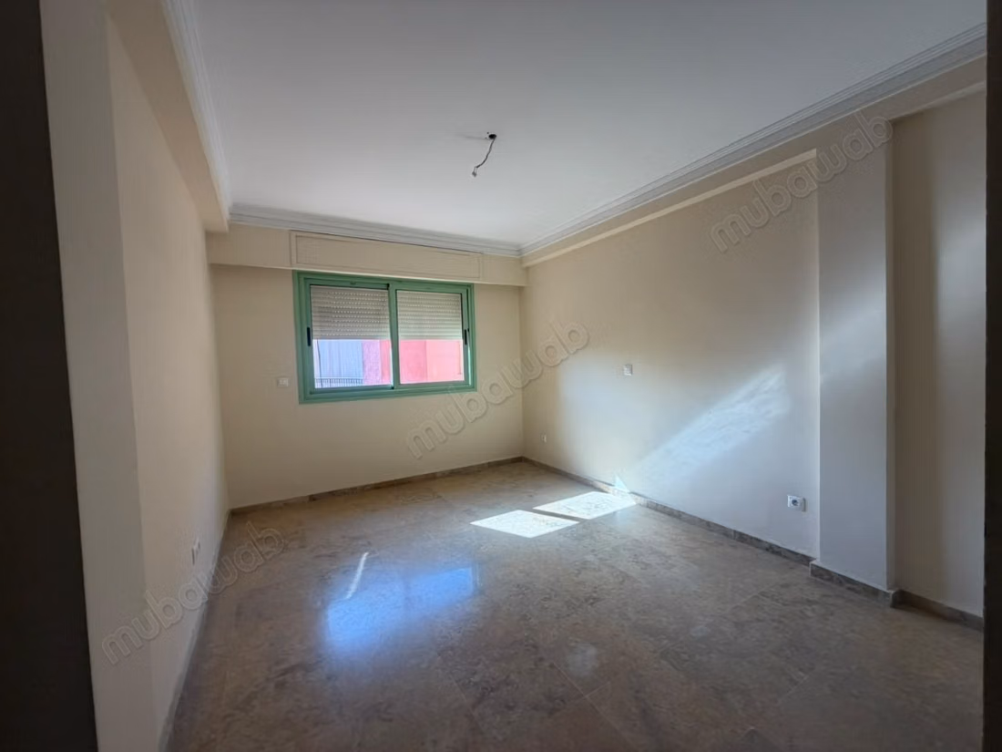Apartment for sale in Majorelle. 3 cozy bedrooms. Beautiful terrace.