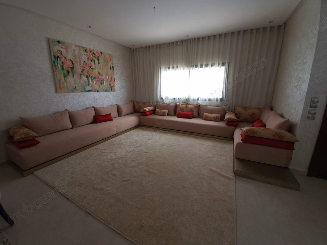 Luxurious villa for rent in Harhoura. Area 300 m². Furnished