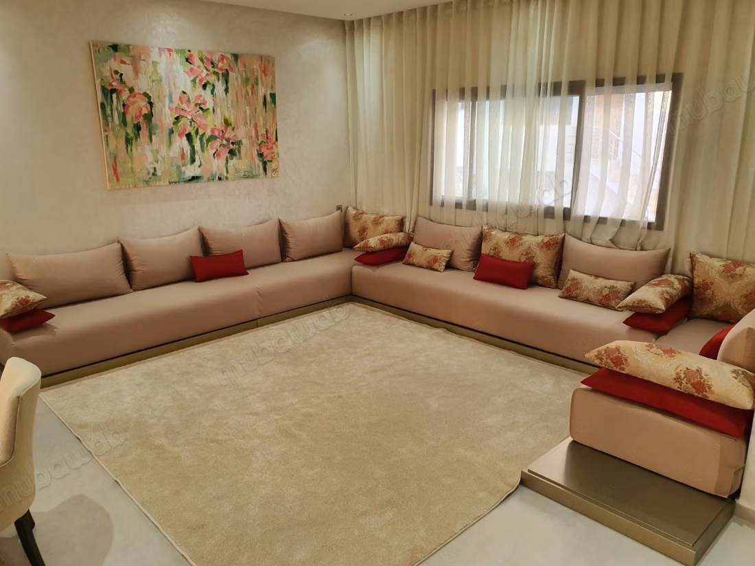 Luxurious villa for rent in Harhoura. Area 300 m². Furnished