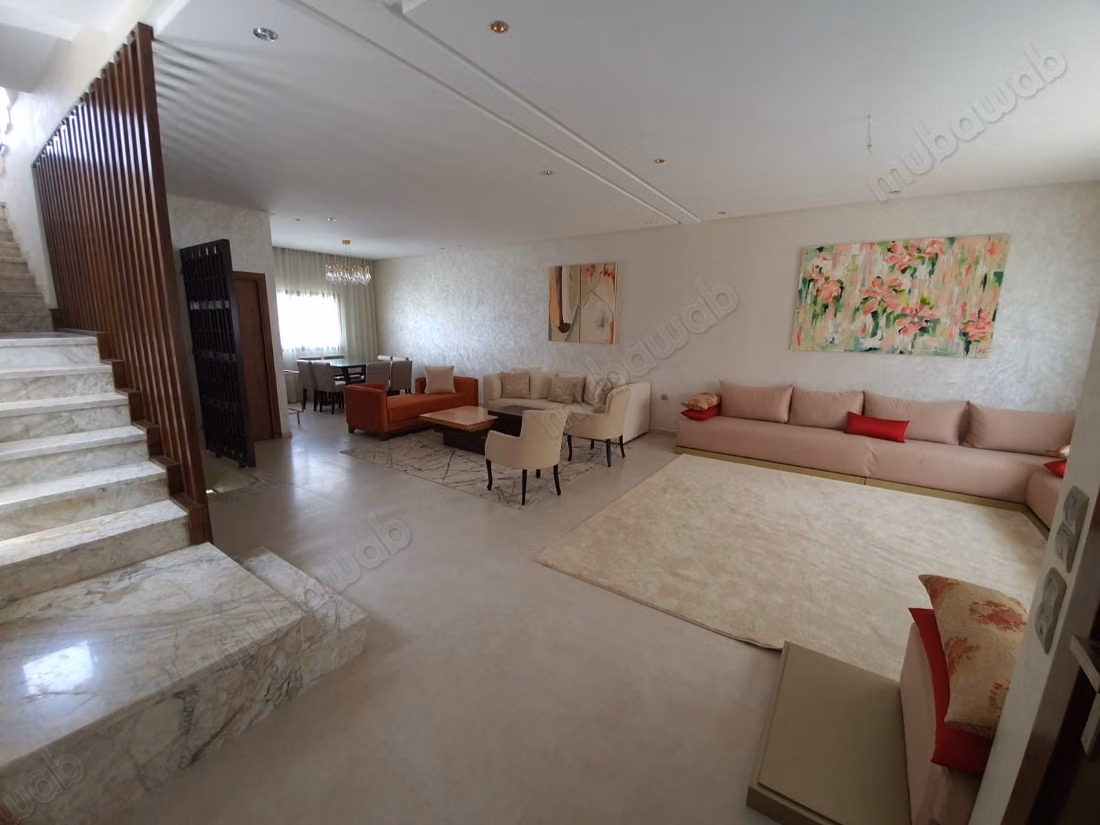 Luxurious villa for rent in Harhoura. Area 300 m². Furnished