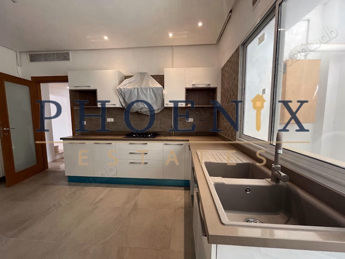 Duplex S3 avec piscine à Gammarth
