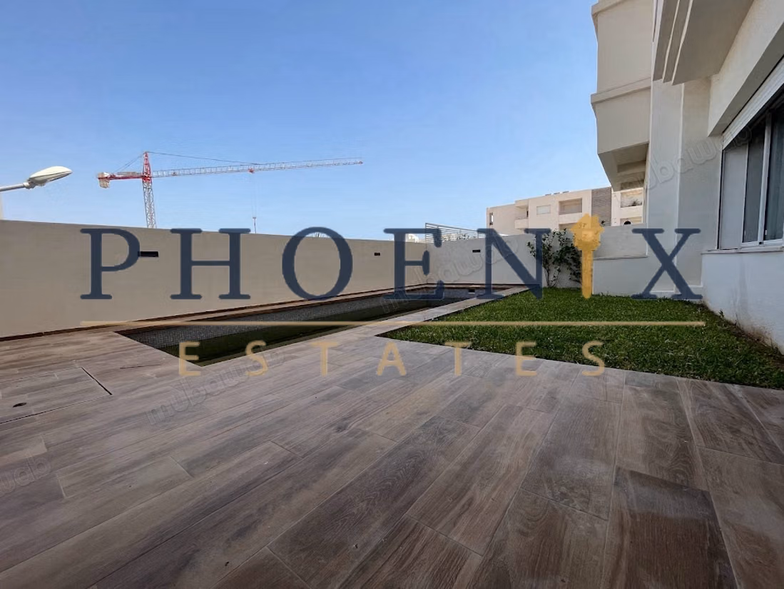 Duplex S3 avec piscine à Gammarth