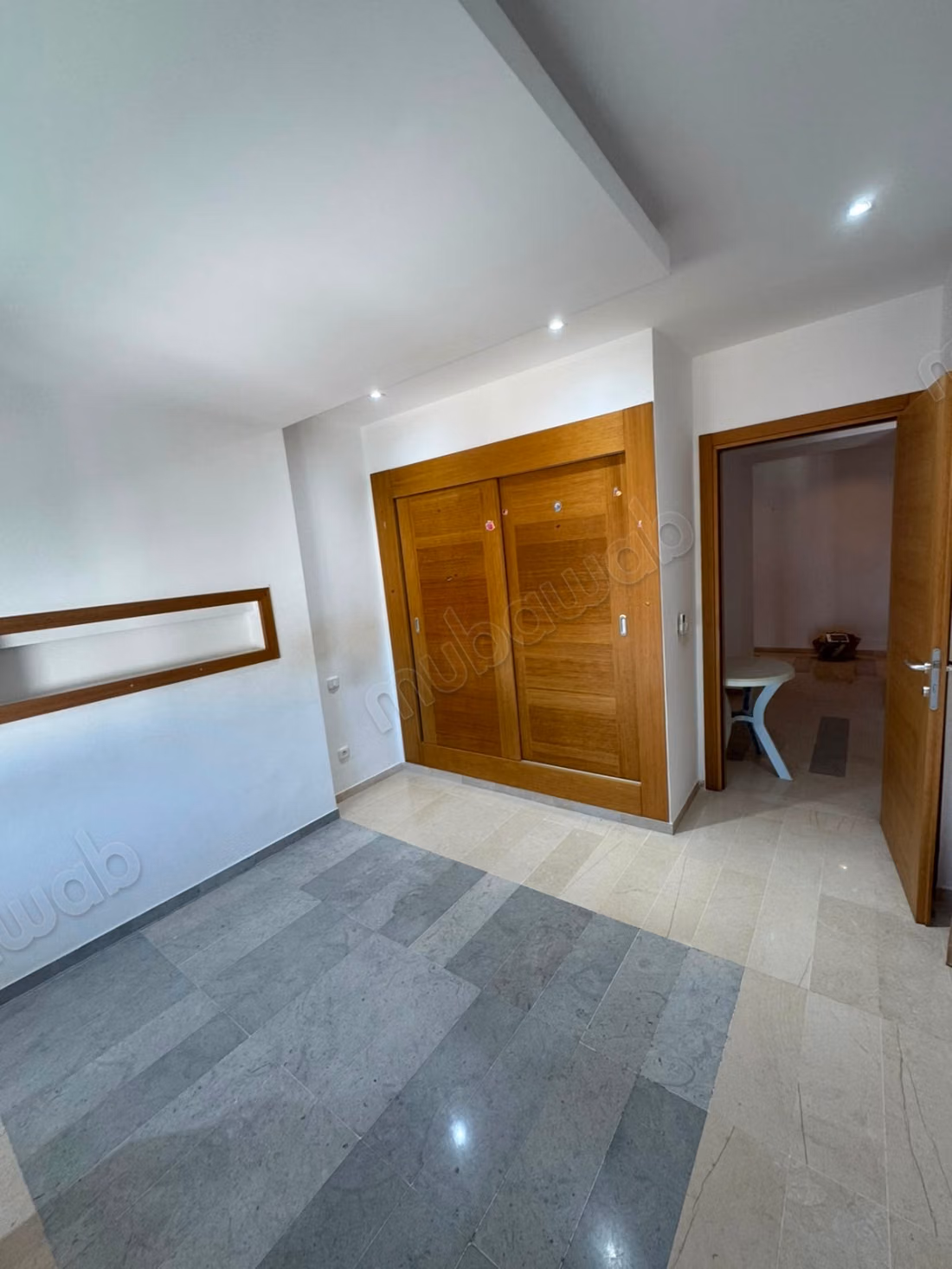 À louer Spacieux appartement S3 à la soukra