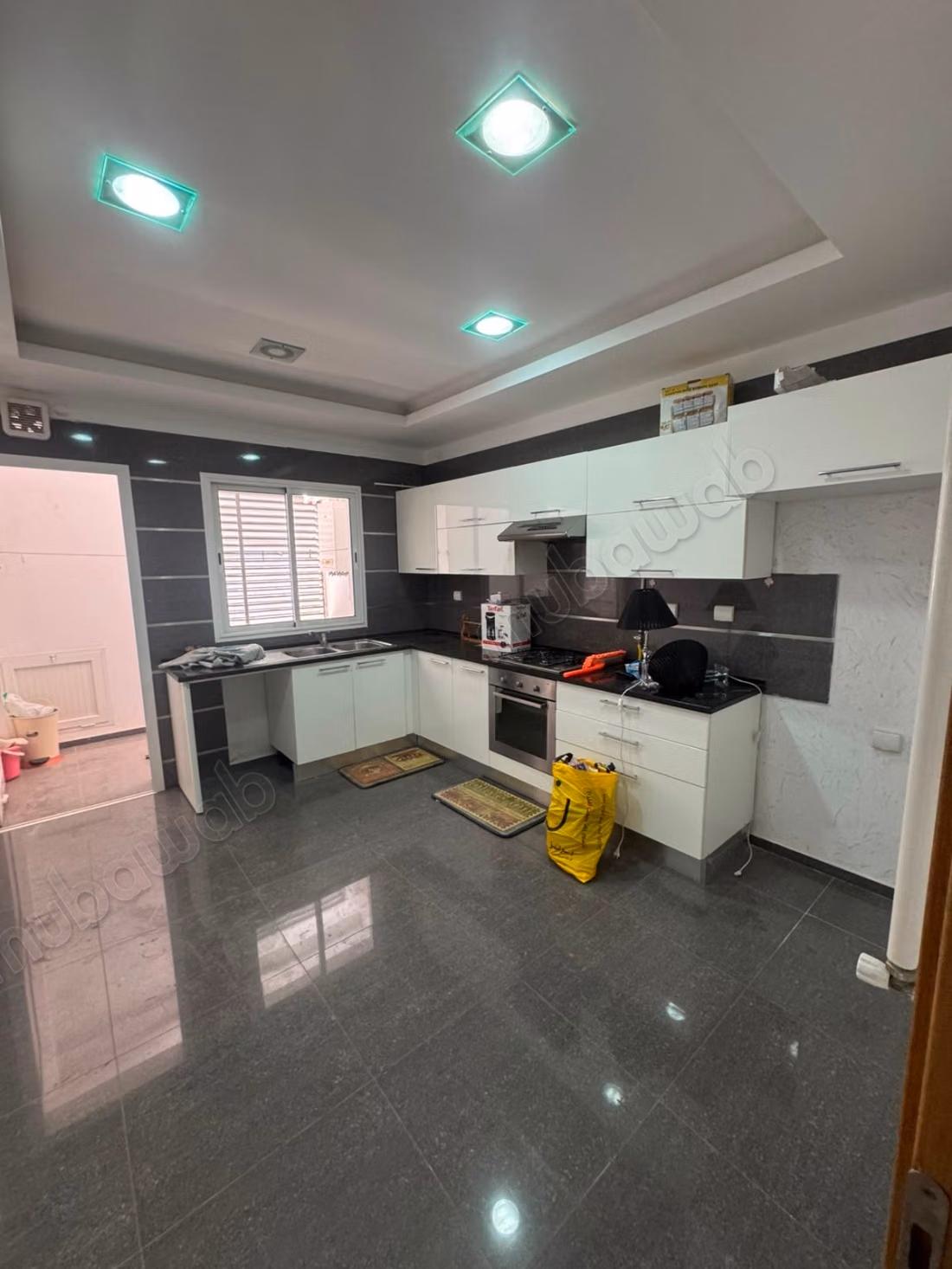 À louer Spacieux appartement S3 à la soukra