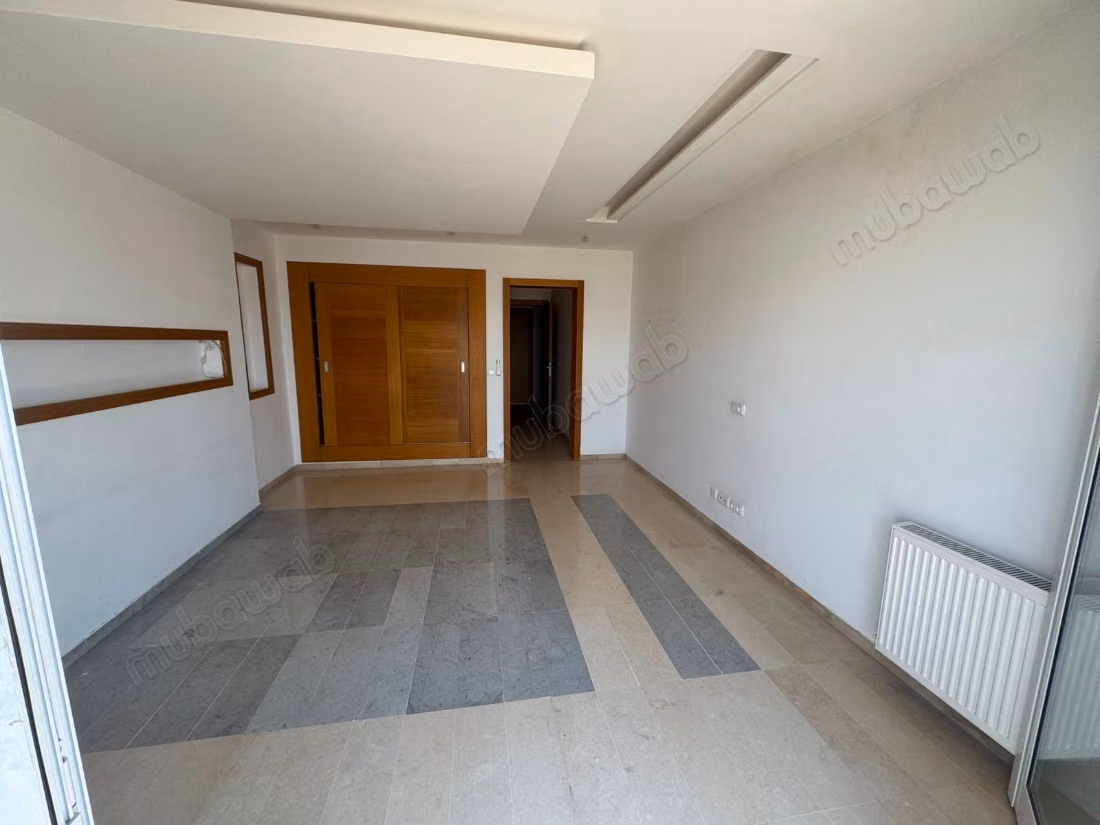 À louer Spacieux appartement S3 à la soukra