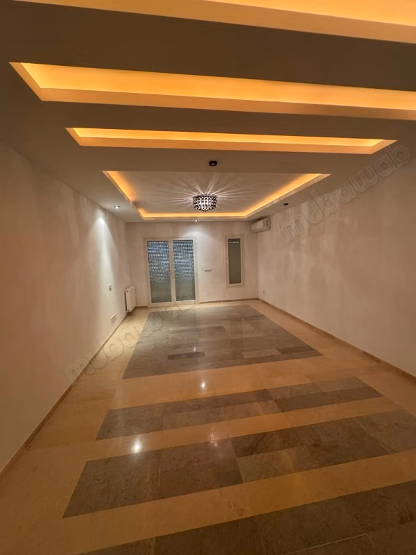 À louer Spacieux appartement S3 à la soukra