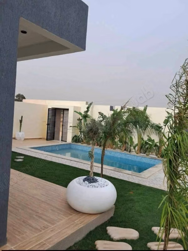 A beautiful villa in Kelibia with a pool