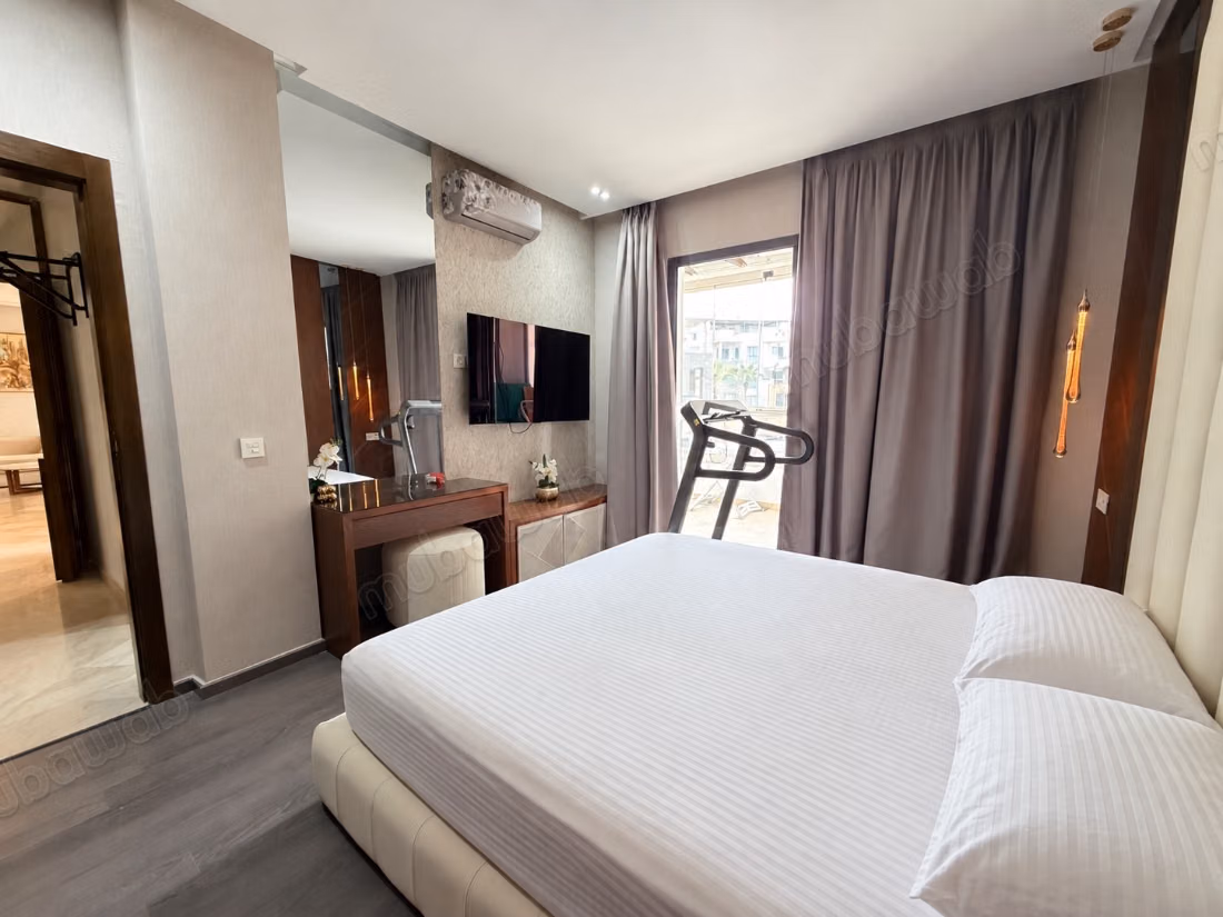 Bright apartment in Founty with furnished terrace