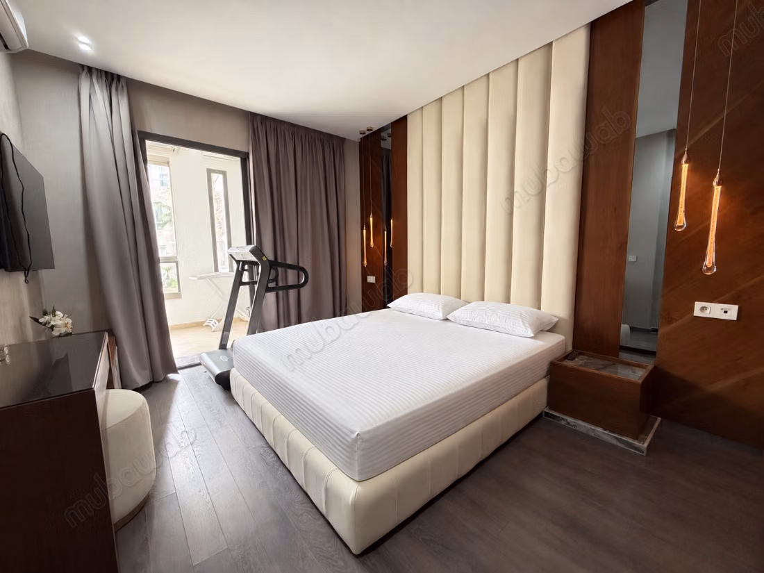 Bright apartment in Founty with furnished terrace